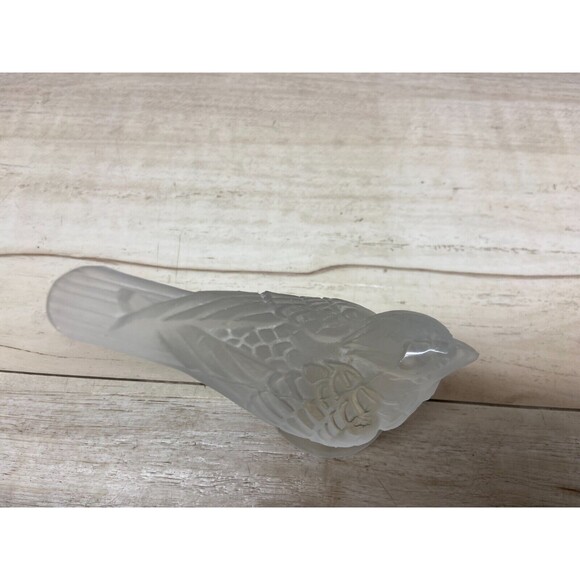 Vtg Frosted Glass Bird Figurine Desktop Paperweight - Picture 4 of 9